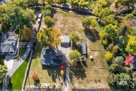 View/Area - 355 E Beacon Light Rd, Eagle, ID 83616 photo 2 of 6