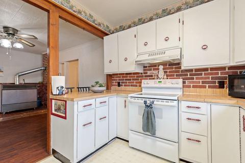 616 Chestnut St, Kellogg, ID 83837 photo 10