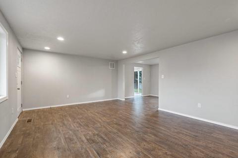 208 E 13th Ave, Post Falls, ID 83854 photo 6