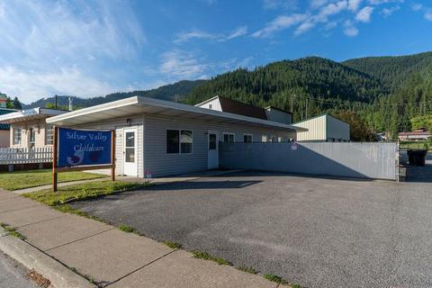 707 E Mullan Ave, Osburn, ID 83849 photo 1