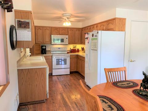 606 Fairview Ave, Pinehurst, ID 83850 photo 14