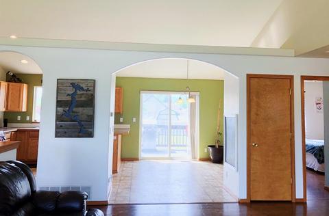 1105 E Warm Springs Ave, Post Falls, ID 83854 photo 5