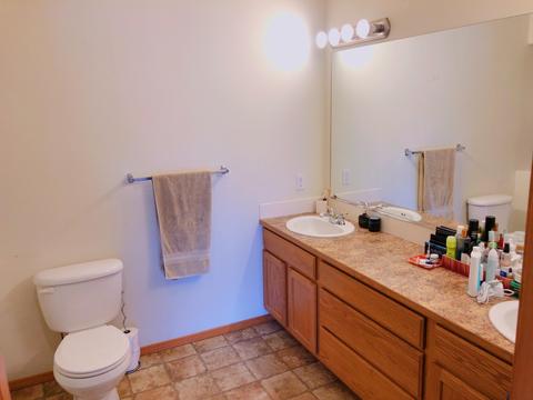 1105 E Warm Springs Ave, Post Falls, ID 83854 photo 11