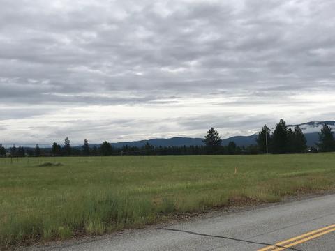 8828 N Cloverleaf Rd, Hauser, ID 83854 photo 3