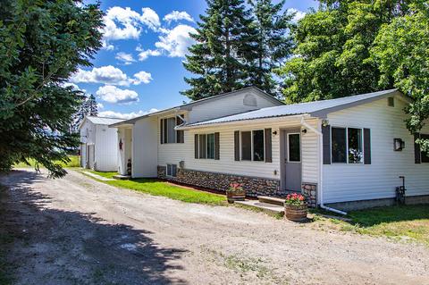 1040 Shingle Mill Rd, Sandpoint, ID 83864 photo 2