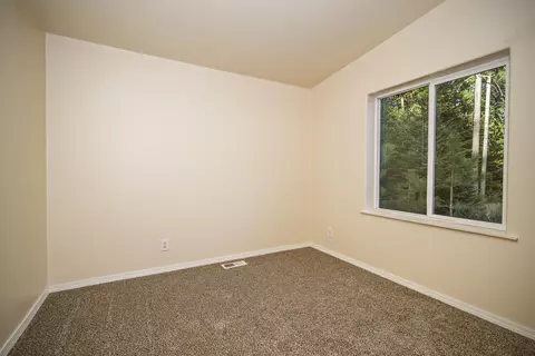 121 Glory Rd, Naples, ID 83847 photo 8
