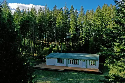 121 Glory Rd, Naples, ID 83847 photo 2