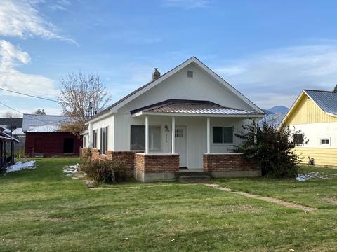 310 S 4th St, Dover, ID 83825 photo 1