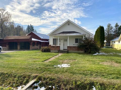 310 S 4th St, Dover, ID 83825 photo 2