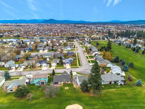 2660 N Slice Dr, Post Falls, ID 83854 photo 2