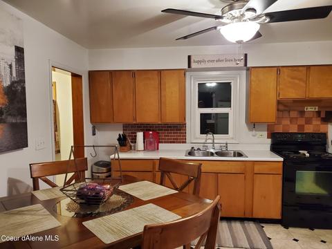418 W Riverside Ave, Kellogg, ID 83837 photo 8