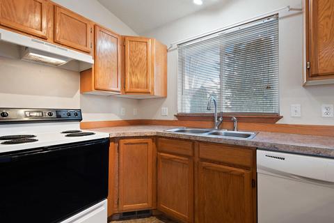 2006 N Cascade Ct, Post Falls, ID 83854 photo 12