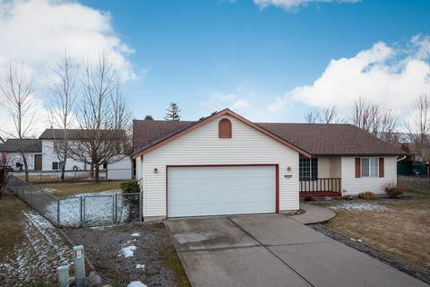 2006 N Cascade Ct, Post Falls, ID 83854 photo 2