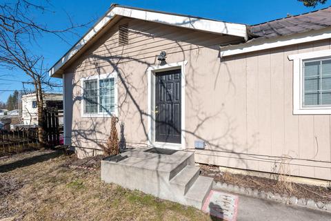 25 E Jefferson Ave, Priest River, ID 83856 photo 1