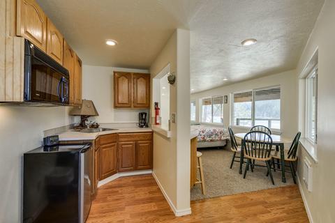 3178 E Hats Ln, Harrison, ID 83833 photo 21