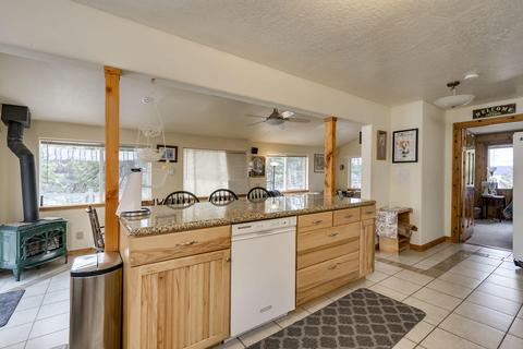 3178 E Hats Ln, Harrison, ID 83833 photo 8