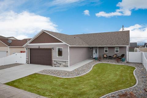 1985 E Decaro Loop, Post Falls, ID 83854 photo 1