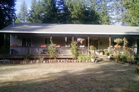 509 Sandy Ridge Rd, Naples, ID 83847 photo 1