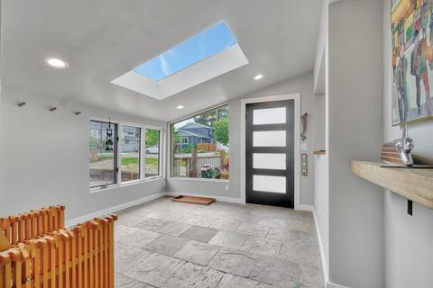 307 S 4th Ave, Sandpoint, ID 83864 photo 1
