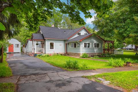 1004 Main, Sandpoint, ID 83864 photo 1