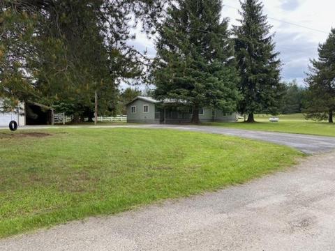 128 Davis Rd, Sagle, ID 83860 photo 1