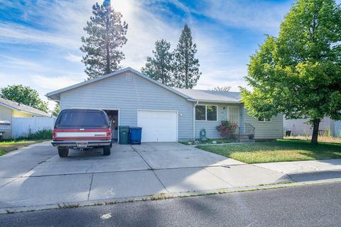 1803 N Compton St, Post Falls, ID 83854 photo 1