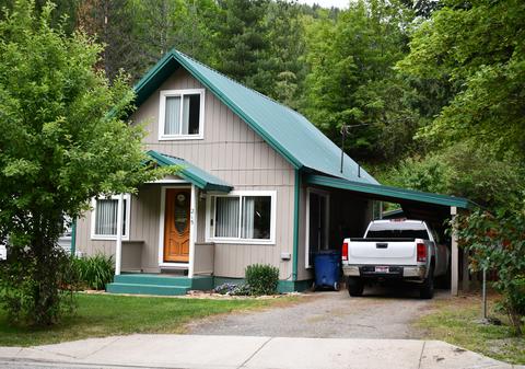 215 Main St, Kellogg, ID 83837 photo 1