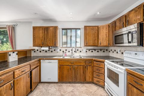 2839 E Black Forest Ave, Post Falls, ID 83854 photo 8