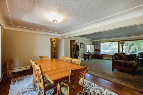 204 E Yellowstone Ave, Silverton, ID 83867 photo 9
