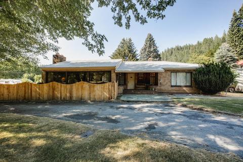 204 E Yellowstone Ave, Silverton, ID 83867 photo 1