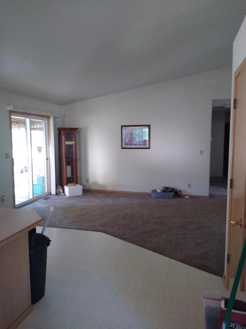 725 E Cloverleaf Dr, Hayden, ID 83835 photo 7