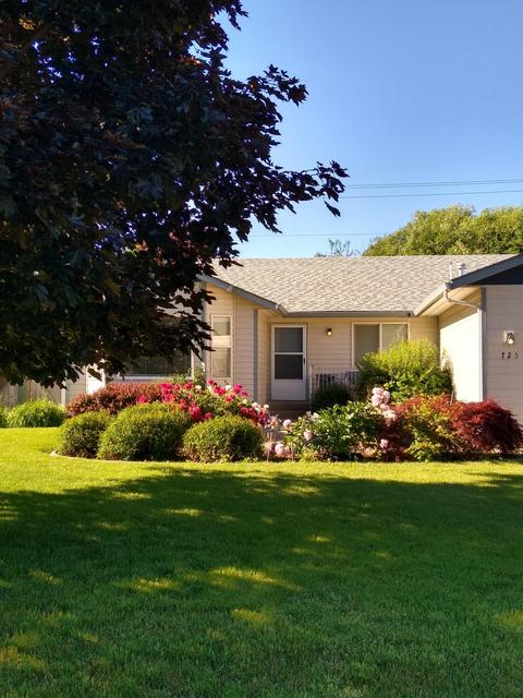 725 E Cloverleaf Dr, Hayden, ID 83835 photo 2
