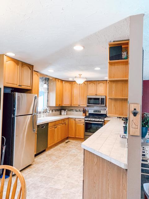 305 Fourth St, Pinehurst, ID 83850 photo 11