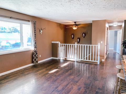 305 Fourth St, Pinehurst, ID 83850 photo 5