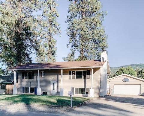 305 Fourth St, Pinehurst, ID 83850 photo 1