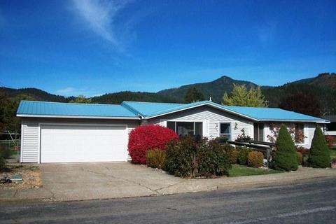 304 Emerald Dr, Kellogg, ID 83837 photo 1
