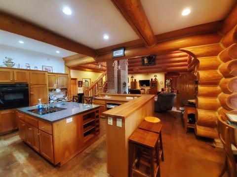 882 White Mountain Rd, Naples, ID 83847 photo 9