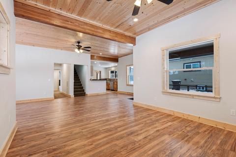 839 S Division St, Kellogg, ID 83837 photo 9
