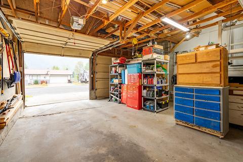 709 Larch Ave, Osburn, ID 83849 photo 13