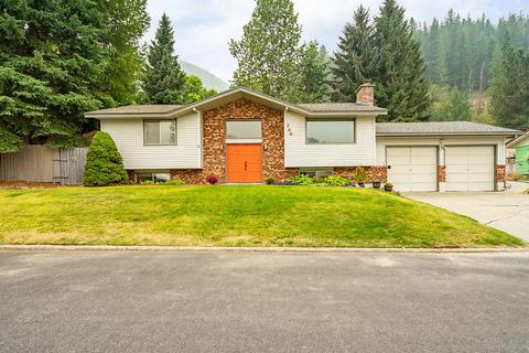 709 Larch Ave, Osburn, ID 83849 photo 1