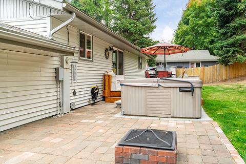 709 Larch Ave, Osburn, ID 83849 photo 10