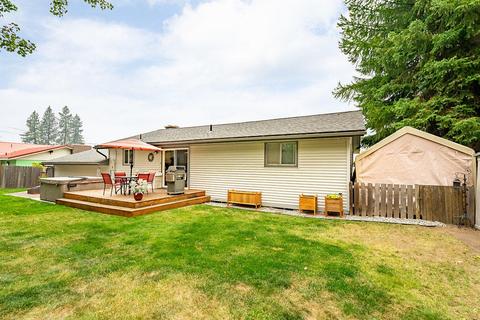709 Larch Ave, Osburn, ID 83849 photo 8