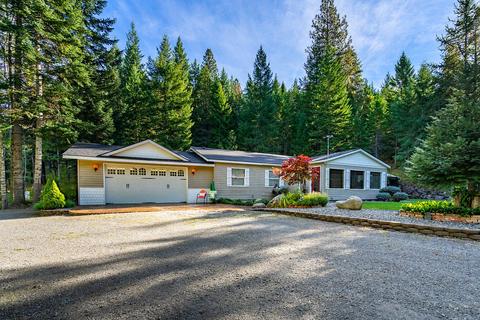 19406 Pinecone Rd, Hayden, ID 83835 photo 1