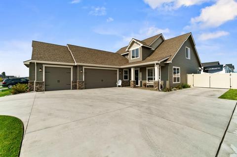 2937 N Cyprus Fox Loop, Post Falls, ID 83854 photo 1