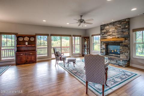 301 Opal Ct, Dover, ID 83825 photo 6