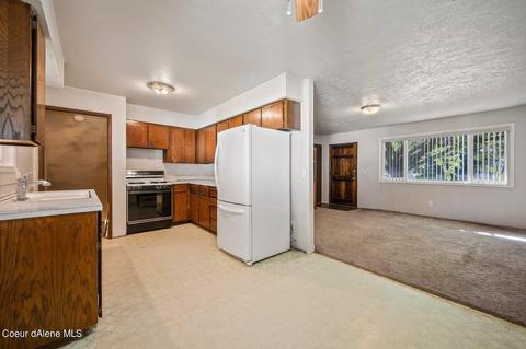 703 E 14th Ave, Post Falls, ID 83854 photo 9