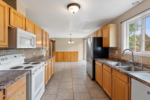 4845 E Royal Dr, Post Falls, ID 83854 photo 7