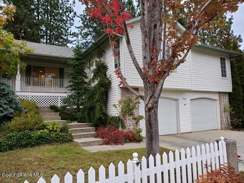 709 E Kokanee Dr, Post Falls, ID 83854 photo 2