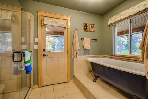 818 Shepherds Ln, Sandpoint, ID 83864 photo 17