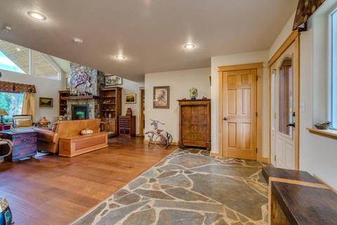 818 Shepherds Ln, Sandpoint, ID 83864 photo 9